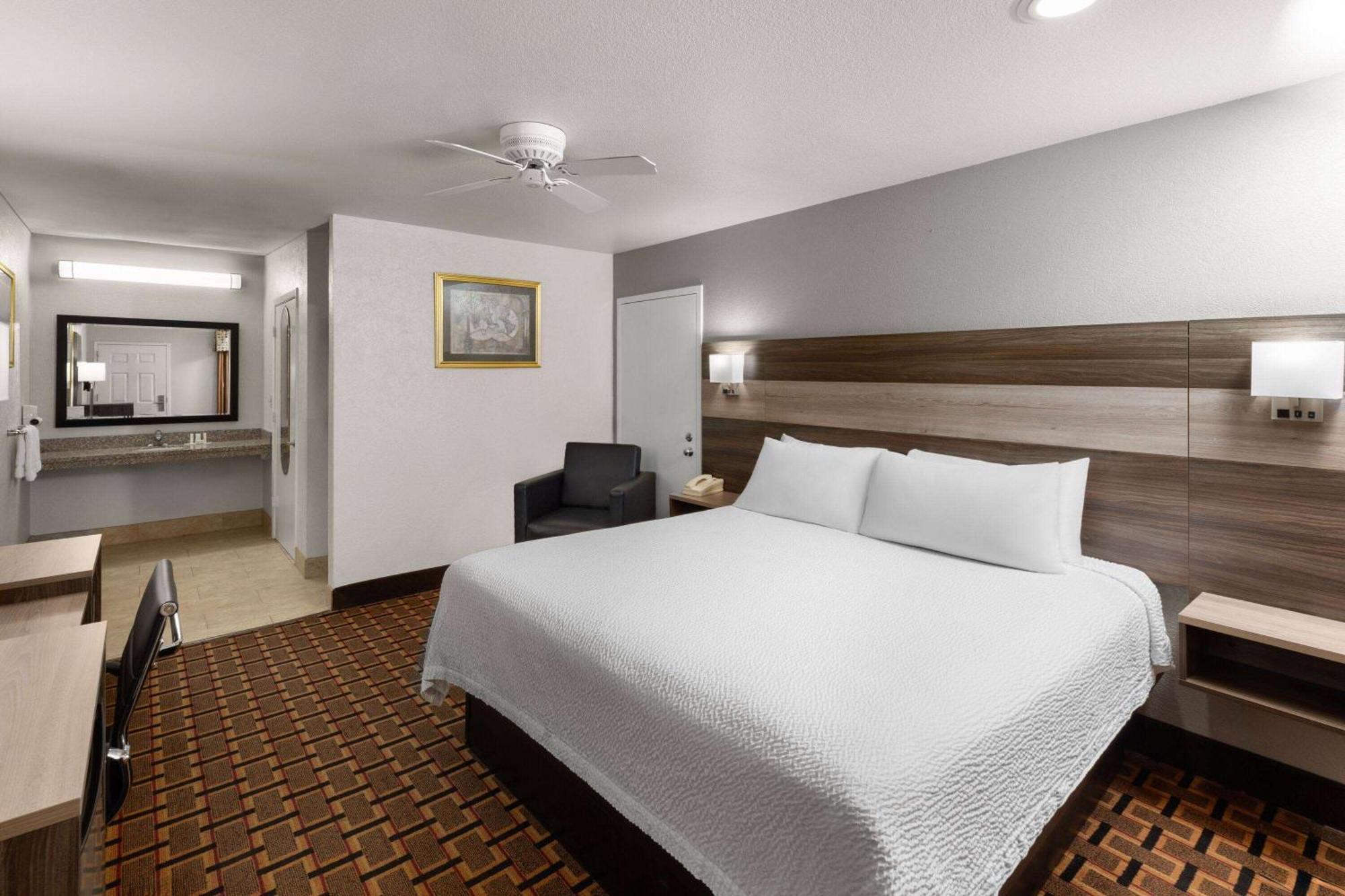 Ramada Limited 2* San Angelo