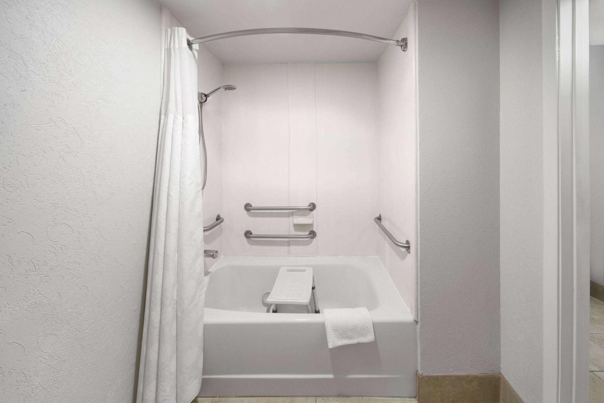Ramada Limited Motel
