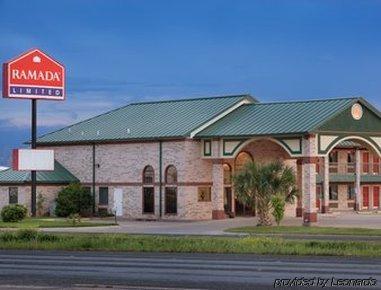 Ramada Limited Motel 2*