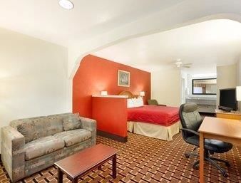 Ramada Limited 2*